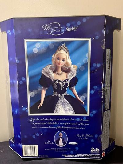 Rare Millennium Princess 2000 Barbie - Thumbnail 2