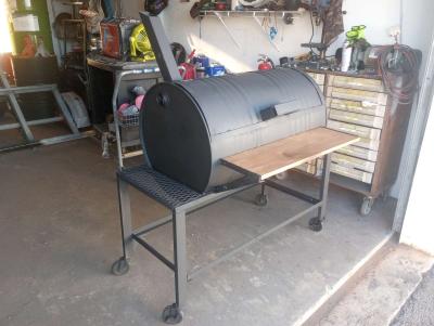 BBQ GRILL FOR SALE - Thumbnail 3