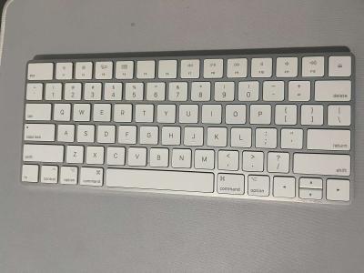 Apple iMac Desktop Compute sonoma 4K with mouse and keyboard - Thumbnail 5