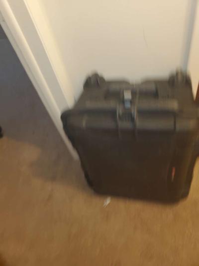 Nanuk hard case with electrician tools - Thumbnail 2