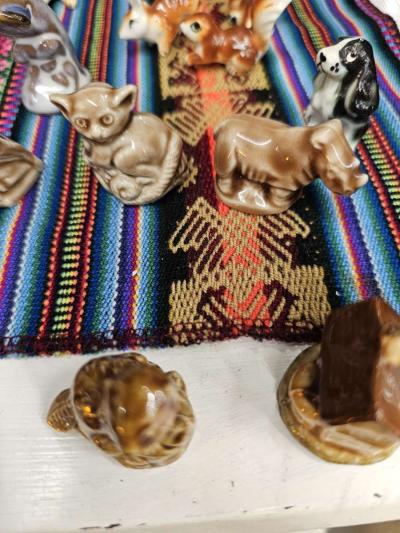 Ward Miniature Collectables - Thumbnail 5