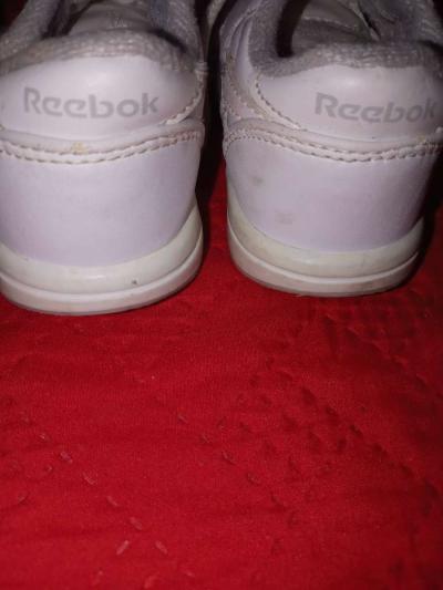 Reebok shoes toddler size six and a half - Thumbnail 2