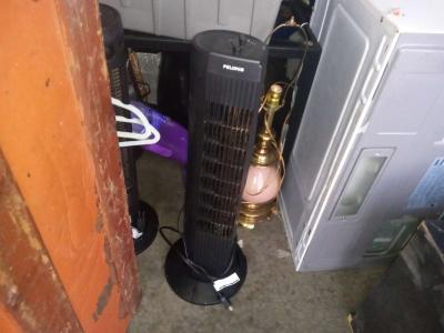 blow up mattress heaters display case TV stand - Thumbnail 2