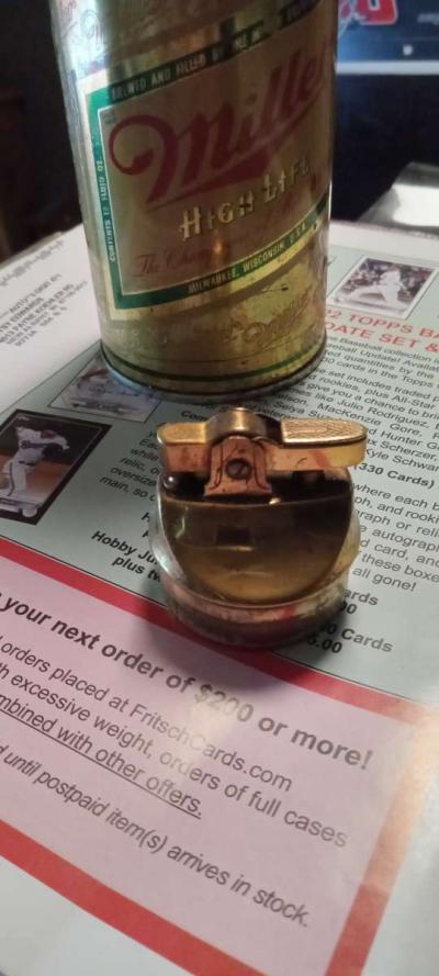 Miller beer can lighter vintage - Thumbnail 4