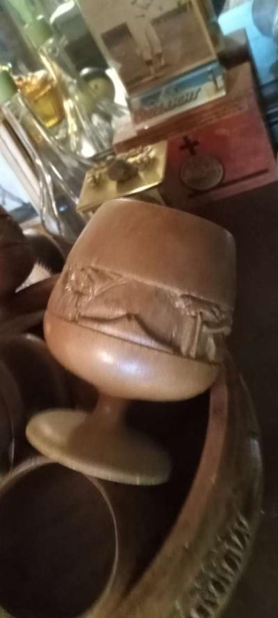 vintage wooden bowl with 8 cups - Thumbnail 5