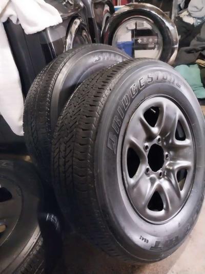 tires with wheels - Thumbnail 3