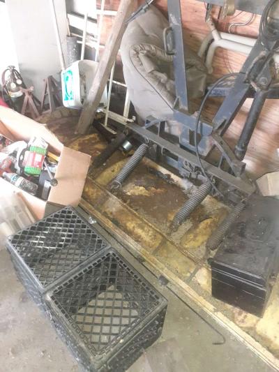 Yellow Snow Plow - Thumbnail 3