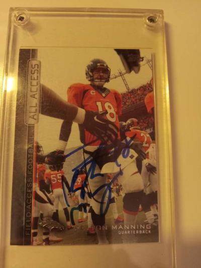 autographed Peyton manning Denver broncos card - Thumbnail 2