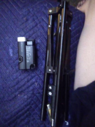 Video camera - Thumbnail 2