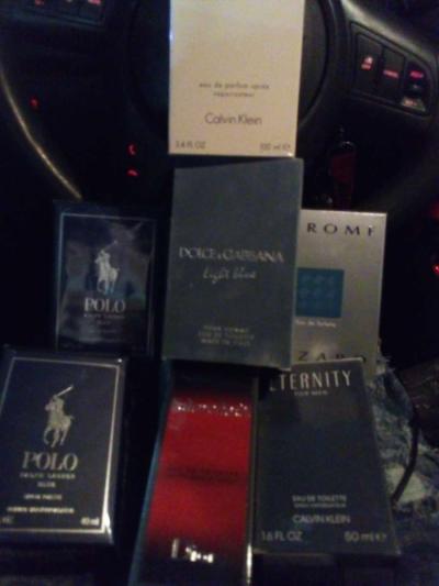 cologne and perfumes - Thumbnail 4