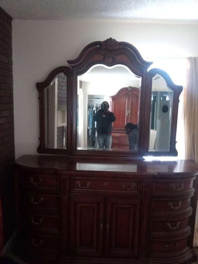 dresser with mirror