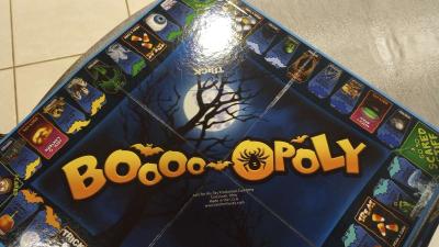 BooooOpoly Halloween Board Game Boo Opoly Monopoly COMPLETE - Thumbnail 4