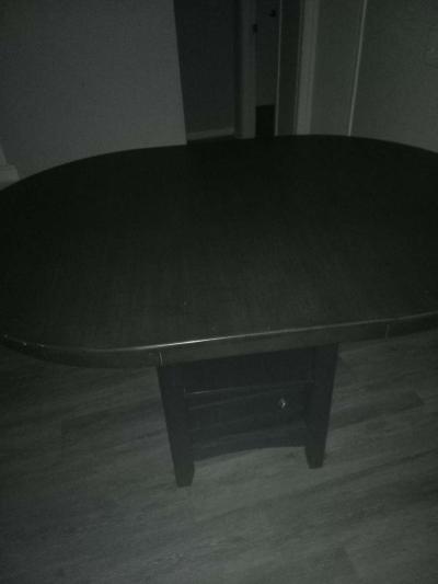 love seat couch kitchen wood table - Thumbnail 3