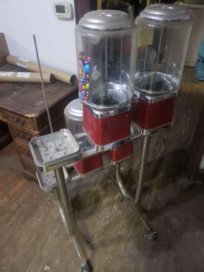 gumball machine - Thumbnail 4