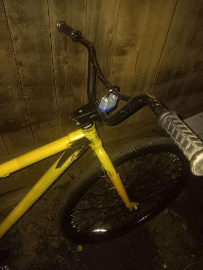 yellow BMX Bike sizes tires 29 in - Thumbnail 3