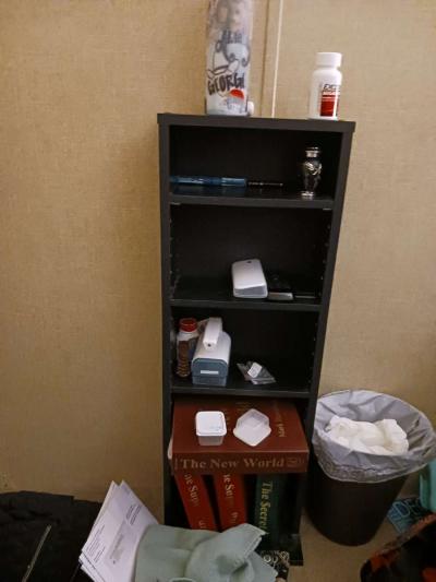 DVD  stand - Ellenboro, North Carolina