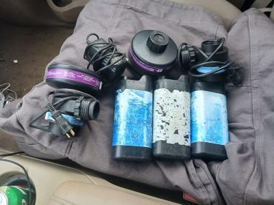 forced air respirator unit and MSA silicone respirator - Thumbnail 4