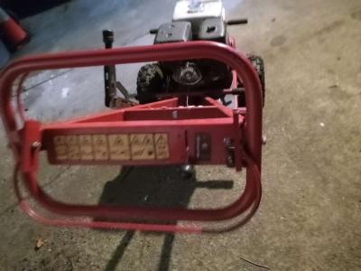 Toro stump grinder - Thumbnail 4