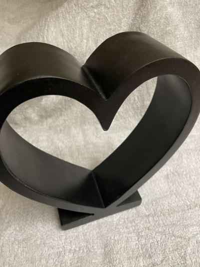 Heavy Heart Decor - Thumbnail 4