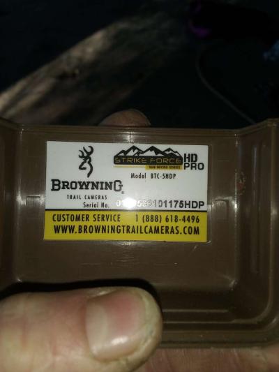 two trail cameras - Thumbnail 3