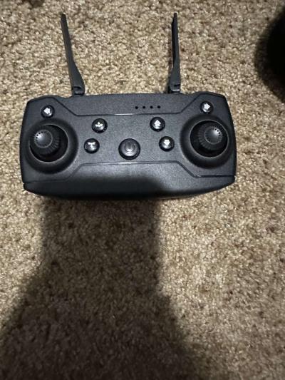 Tiny drone with camera and carry case - Thumbnail 3