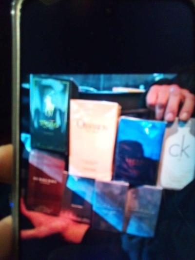 cologne and perfumes - Thumbnail 3