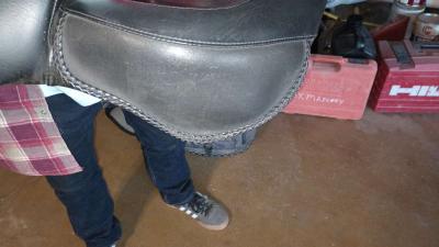 1995 to 2007 Kawasaki Vulcan motorcycle Mustang seat - Thumbnail 2