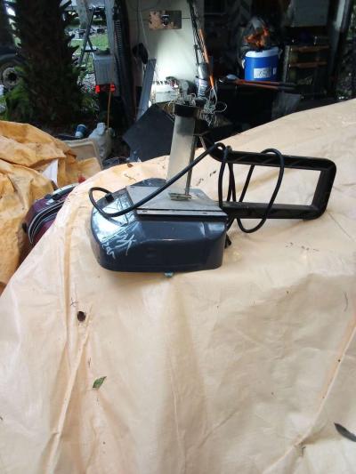 Central Machinery 12 inch scroll saw - Thumbnail 3