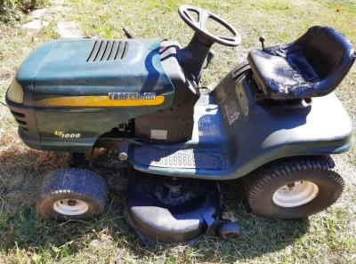 20HP Craftsman LT1000 Riding Mower 42 Inch Cut - Thumbnail 5