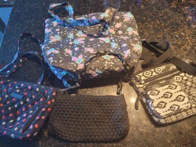 Womens Purses and Makeup Bags - Thumbnail 2