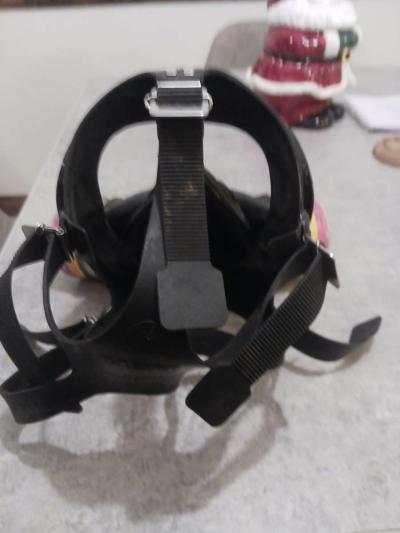 forced air respirator unit and MSA silicone respirator - Thumbnail 2