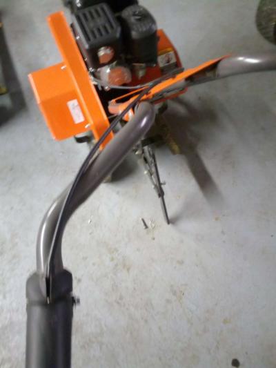 Husqvarna garden tiller - Thumbnail 3