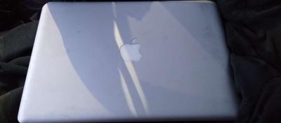 MacBook pro 2017 - Thumbnail 3