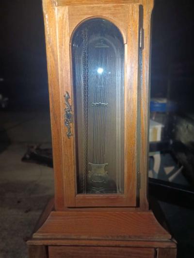 Five and a half foot tall Grandfather clock - Thumbnail 2