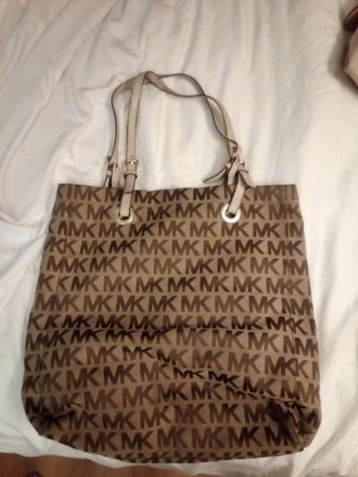 Michelle kors tote - Dallas, Texas