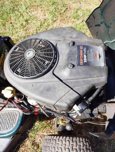 20HP Craftsman LT1000 Riding Mower 42 Inch Cut - Thumbnail 6