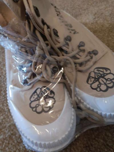 vinyl custom printed womens shoes size 10 - Thumbnail 2