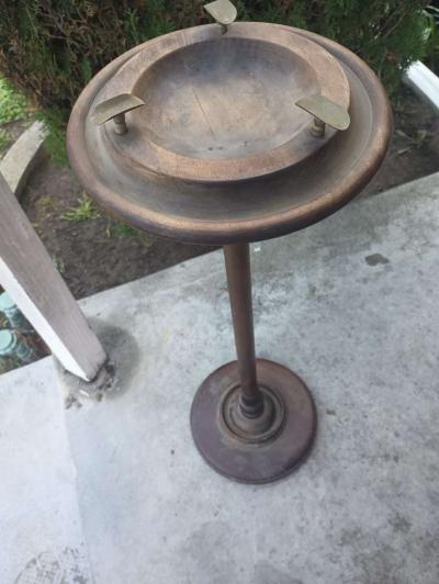 early 1900s ashtray - Thumbnail 2