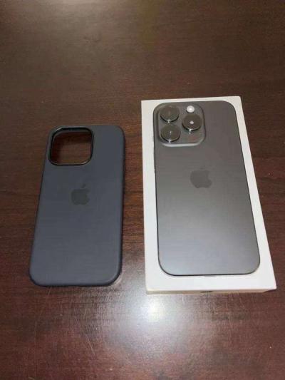 I phone 15 pro unlocked - Thumbnail 2