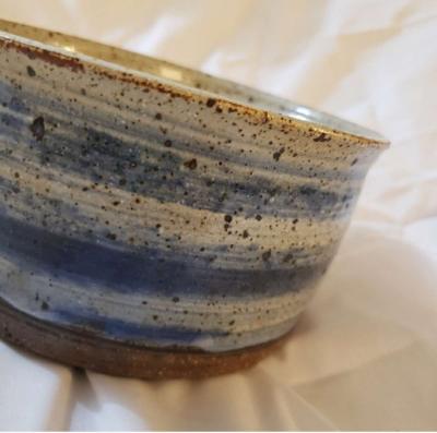 Handmade Rustic Pottery Bowl - Thumbnail 4