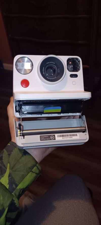 Polaroid Now Camera - Thumbnail 5