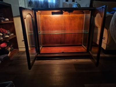Lighted Display Cabinet - Thumbnail 2