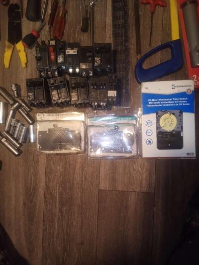 tool and parts lot - Thumbnail 2