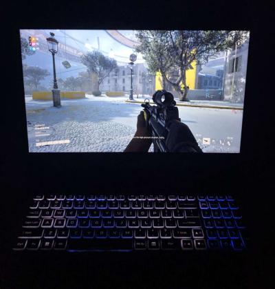 Gaming Laptop - Thumbnail 2