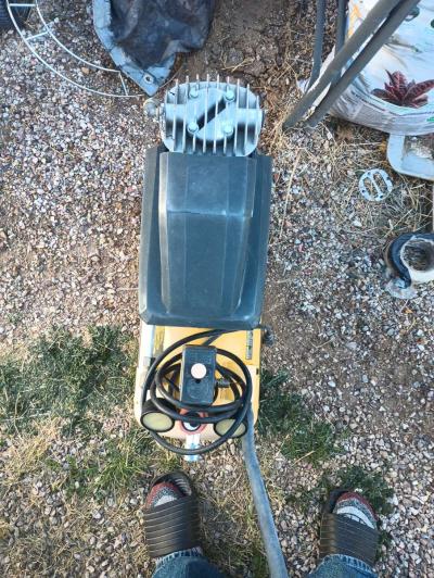 air compressor - Thumbnail 2
