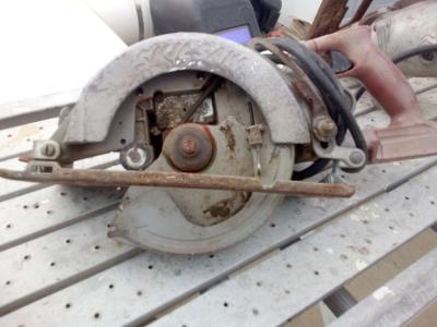 circular saw - Thumbnail 3