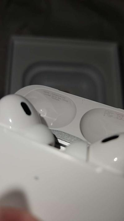 Airpodspro 2nd gen - Thumbnail 3