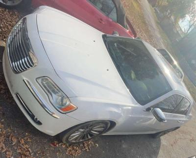 White 2013  Chrysler 300C Sedan 4D