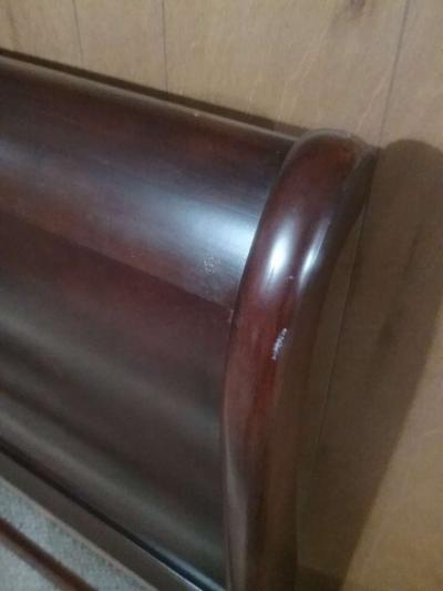 queen size bed frame - Thumbnail 5