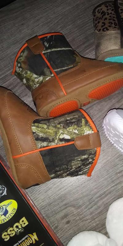 baby Boots and shoes 10 each - Thumbnail 6